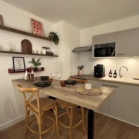 Chic & Cosy Au Calme Апартаменты Альби