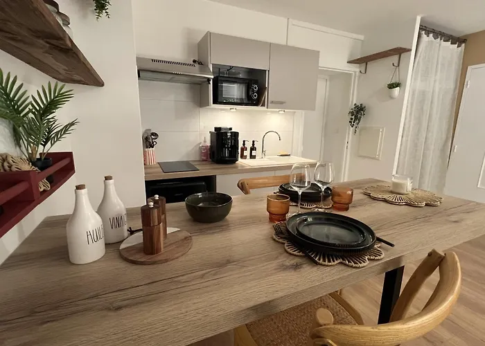 Апартаменты Chic & Cosy Au Calme *