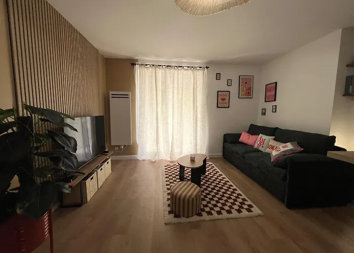 Апартаменты Chic & Cosy Au Calme Альби